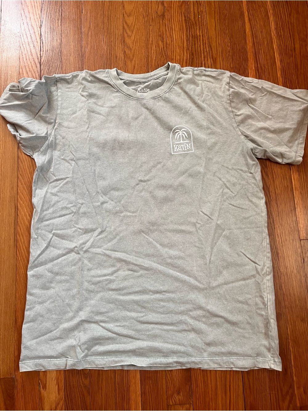 Katin Short-Sleeve Palm Logo Tee in Light Gray/Green